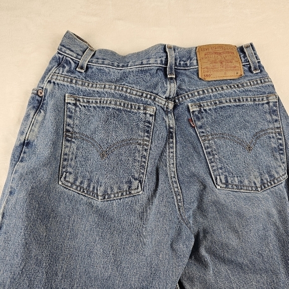 Levi’s 550 12 Relaxed Fit Tapered Leg Vintage Jeans Denim Medium blue wash retro - Picture 3 of 11